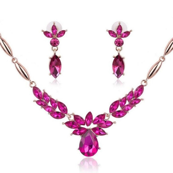 Gold plated pink crystal flower necklace earrings set - Picture 9 of 12